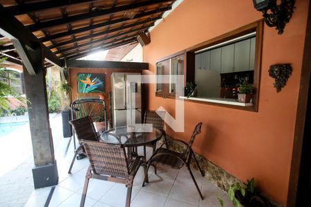 Casa de condomínio à venda com 500m², 7 quartos e 2 vagas Casa de condomínio à venda com 500m², 7 quartos e 2 vagasvaranda