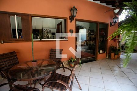 Casa de condomínio à venda com 500m², 7 quartos e 2 vagas Casa de condomínio à venda com 500m², 7 quartos e 2 vagasvaranda