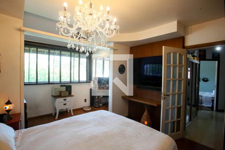 Casa de condomínio à venda com 500m², 7 quartos e 2 vagas Casa de condomínio à venda com 500m², 7 quartos e 2 vagasQuarto 3