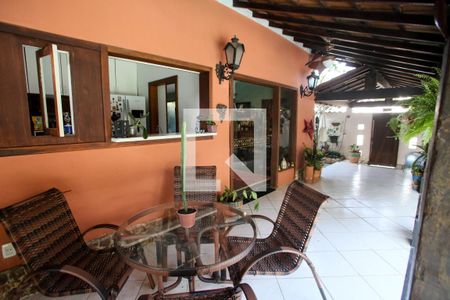 Casa de condomínio à venda com 500m², 7 quartos e 2 vagas Casa de condomínio à venda com 500m², 7 quartos e 2 vagasvaranda