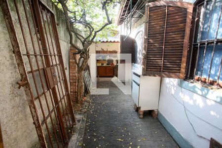 Casa de condomínio à venda com 500m², 7 quartos e 2 vagas Casa de condomínio à venda com 500m², 7 quartos e 2 vagasCorredor Lateral