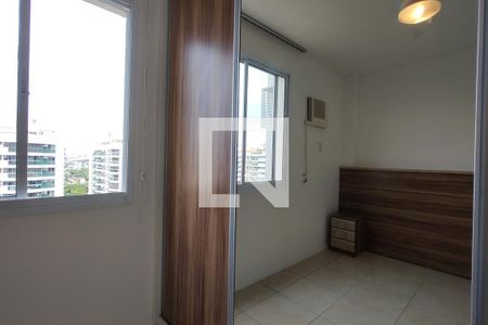 Apartamento à venda com 89m², 3 quartos e 1 vagaQuarto 2 - Armários
