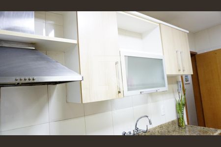 Apartamento à venda com 97m², 3 quartos e 2 vagasCozinha
