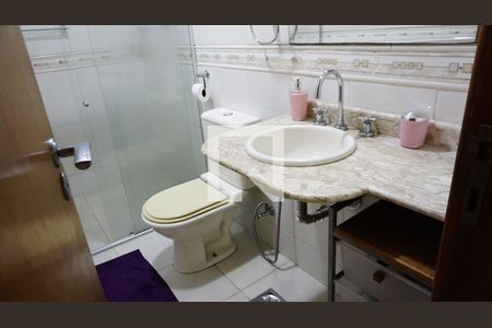 Apartamento à venda com 97m², 3 quartos e 2 vagasBanheiro Social