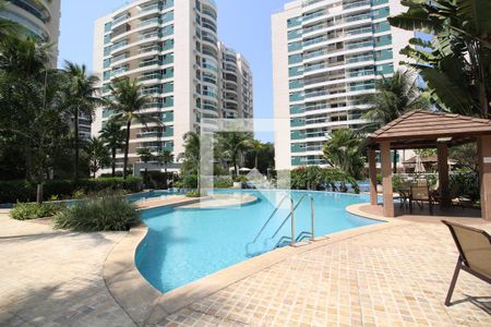 Apartamento à venda com 76m², 2 quartos e 1 vagaPiscina