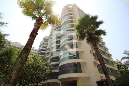 Apartamento à venda com 76m², 2 quartos e 1 vagaFachada