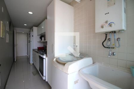 Apartamento à venda com 76m², 2 quartos e 1 vagaÁrea de Serviço