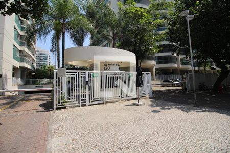 Apartamento à venda com 76m², 2 quartos e 1 vagaFachada