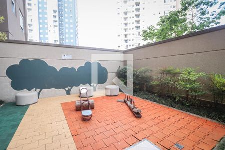Apartamento para alugar com 48m², 2 quartos e 1 vaga Apartamento para alugar com 48m², 2 quartos e 1 vagaÁrea comum - Playground