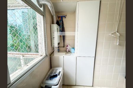 Apartamento à venda com 75m², 3 quartos e 1 vagaÁrea de Serviço