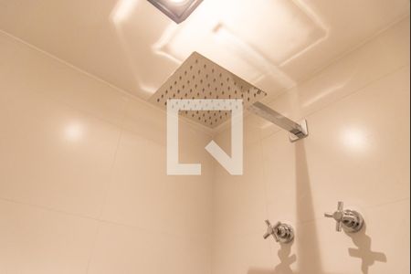 Apartamento para alugar com 69m², 2 quartos e 1 vaga Apartamento para alugar com 69m², 2 quartos e 1 vagaBanheiro da suíte 1