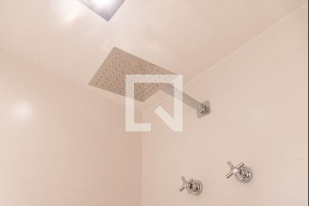 Apartamento para alugar com 69m², 2 quartos e 1 vaga Apartamento para alugar com 69m², 2 quartos e 1 vagaBanheiro da suíte 2