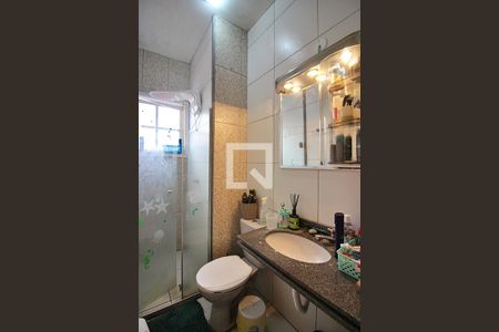 Casa de condomínio à venda com 105m², 3 quartos e 2 vagasBanheiro Social