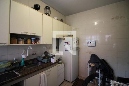 Casa de condomínio à venda com 105m², 3 quartos e 2 vagasCozinha 