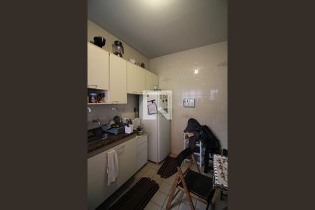 Casa de condomínio à venda com 105m², 3 quartos e 2 vagasCozinha 