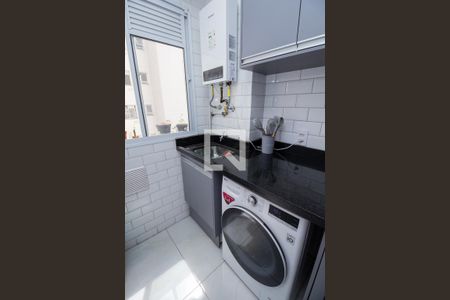 Apartamento à venda com 41m², 2 quartos e sem vaga Apartamento à venda com 41m², 2 quartos e sem vagaCozinha e Área de Serviço