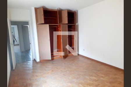 Casa à venda com 220m², 6 quartos e 6 vagasFoto 24