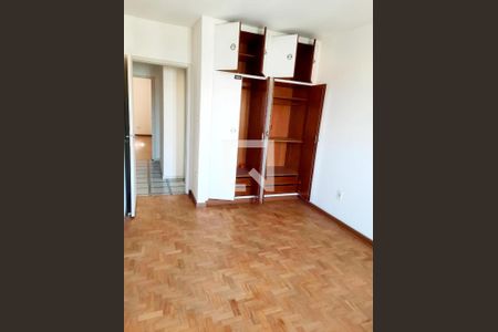 Casa à venda com 220m², 6 quartos e 6 vagasFoto 22