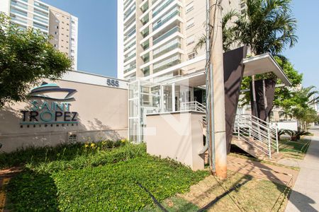 Apartamento para alugar com 175m², 3 quartos e 3 vagasFachada