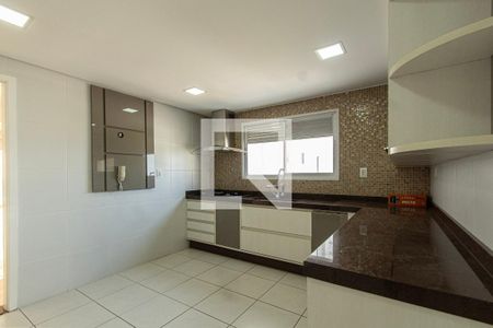 Apartamento para alugar com 175m², 3 quartos e 3 vagasCozinha
