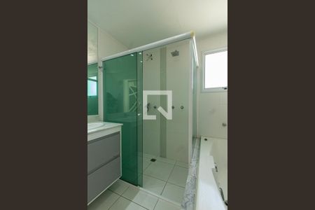 Apartamento para alugar com 175m², 3 quartos e 3 vagasBanheiro 3