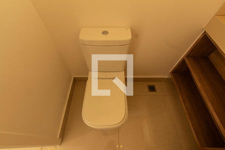 Apartamento para alugar com 175m², 3 quartos e 3 vagasBanheiro 4