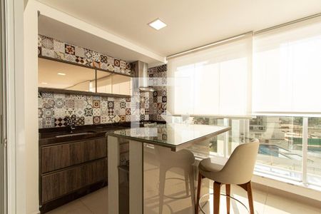 Apartamento para alugar com 175m², 3 quartos e 3 vagasVaranda - Sala