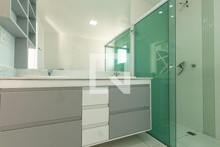 Apartamento para alugar com 175m², 3 quartos e 3 vagasBanheiro 3
