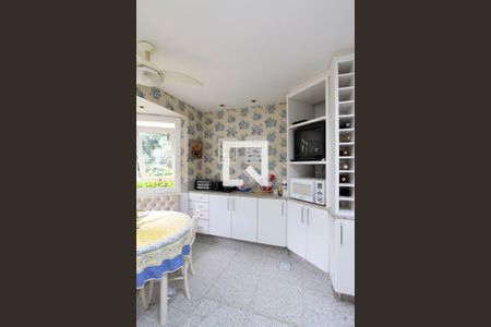 Casa de condomínio à venda com 1415m², 5 quartos e 6 vagas