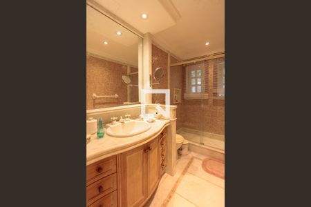 Casa de condomínio à venda com 1415m², 5 quartos e 6 vagas