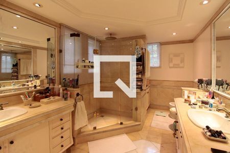 Casa de condomínio à venda com 1415m², 5 quartos e 6 vagas