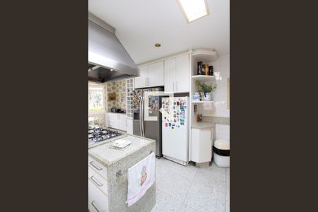 Casa de condomínio à venda com 1415m², 5 quartos e 6 vagas