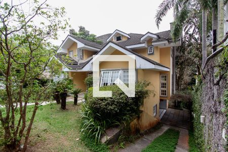 Casa de condomínio à venda com 1415m², 5 quartos e 6 vagas