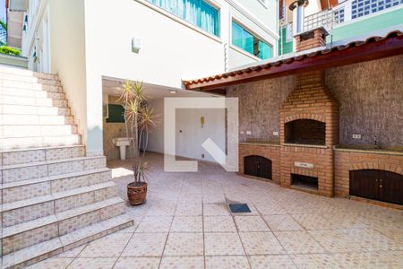 Casa à venda com 220m², 3 quartos e 4 vagasÁrea Externa