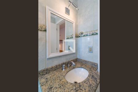 Casa à venda com 220m², 3 quartos e 4 vagasSuíte 1