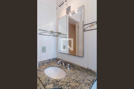 Casa à venda com 220m², 3 quartos e 4 vagasSuíte 3