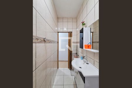 Casa à venda com 140m², 4 quartos e 3 vagas Casa à venda com 140m², 4 quartos e 3 vagasBanheiro 2