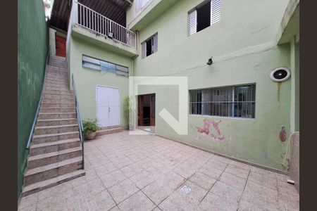 Casa à venda com 140m², 4 quartos e 3 vagas Casa à venda com 140m², 4 quartos e 3 vagasQuintal