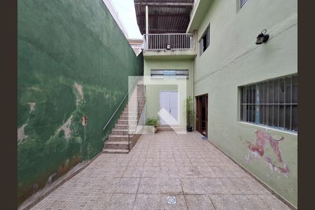 Casa à venda com 140m², 4 quartos e 3 vagas Casa à venda com 140m², 4 quartos e 3 vagasQuintal
