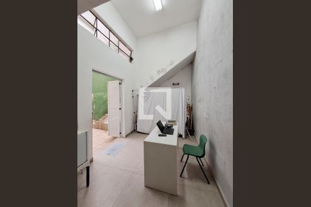 Casa à venda com 140m², 4 quartos e 3 vagas Casa à venda com 140m², 4 quartos e 3 vagasQuarto 4