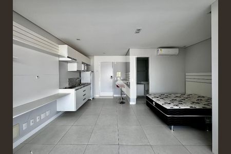 Sala/Quarto/Cozinha de apartamento à venda com 1 quarto, 37m² em Campo Belo, São Paulo