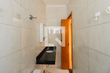 Casa de condomínio para alugar com 110m², 2 quartos e 1 vagaBanheiro da Suite 1