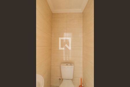 Lavabo de casa de condomínio para alugar com 2 quartos, 110m² em Vila Talarico, São Paulo