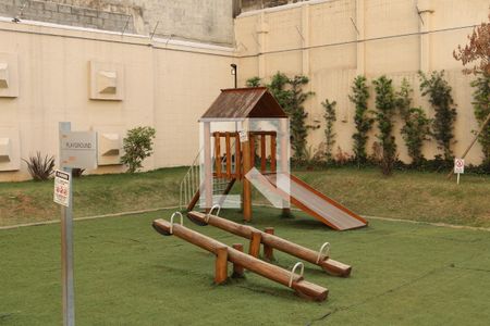 Apartamento à venda com 41m², 2 quartos e sem vagaÁrea comum - Playground