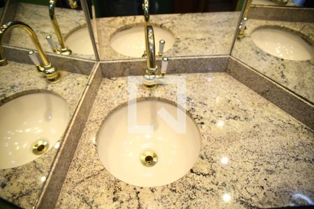 Apartamento à venda com 124m², 4 quartos e 2 vagasLavabo