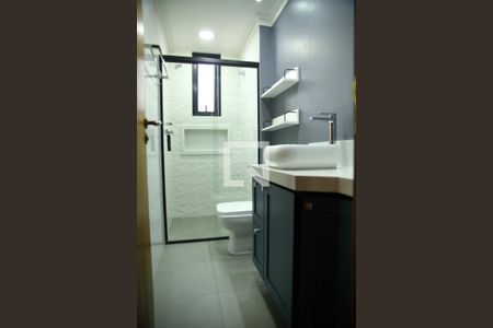 Apartamento à venda com 124m², 4 quartos e 2 vagasBanheiro social 