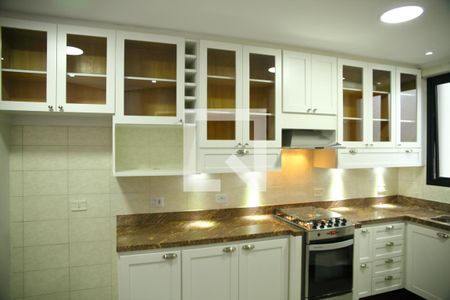 Apartamento à venda com 124m², 4 quartos e 2 vagasCozinha 