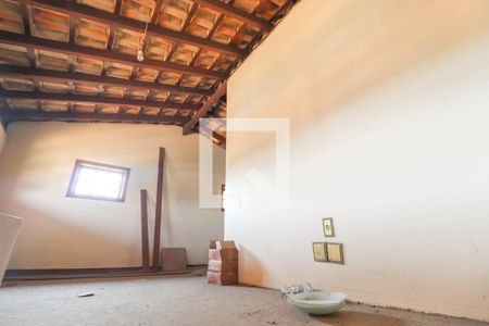 Casa à venda com 315m², 3 quartos e 5 vagasSotão