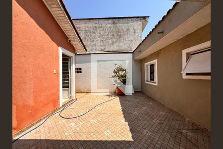 Casa à venda com 164m², 3 quartos e 3 vagas Casa à venda com 164m², 3 quartos e 3 vagasQuintal