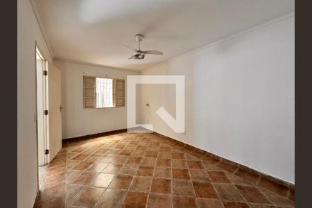 Casa à venda com 164m², 3 quartos e 3 vagas Casa à venda com 164m², 3 quartos e 3 vagasQuarto 2
